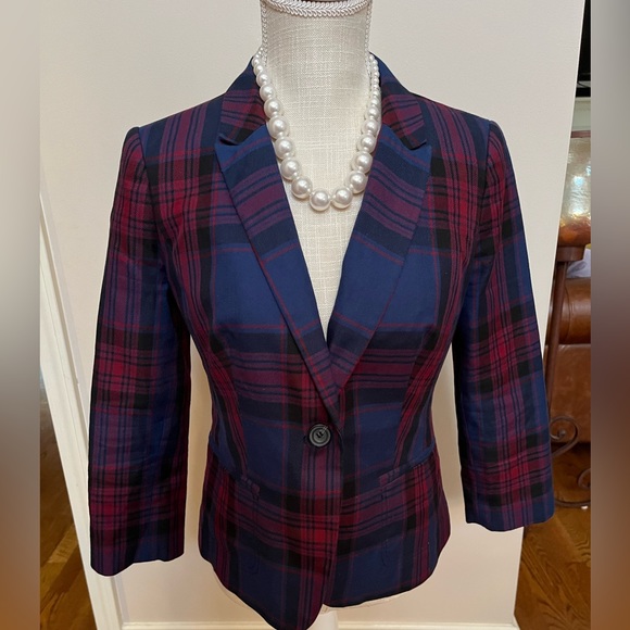 Blazer - Picture 1 of 3